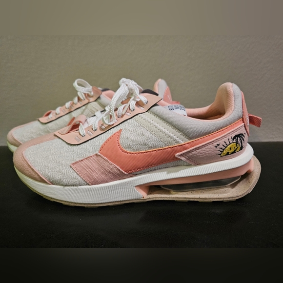 (WMNS) Nike Air Max PreDay SE 'Sun Club Light Orewood Brown' DJ9984-101 - Picture 3 of 5